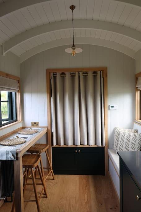 The Winford Retreat Villa Buitenkant foto