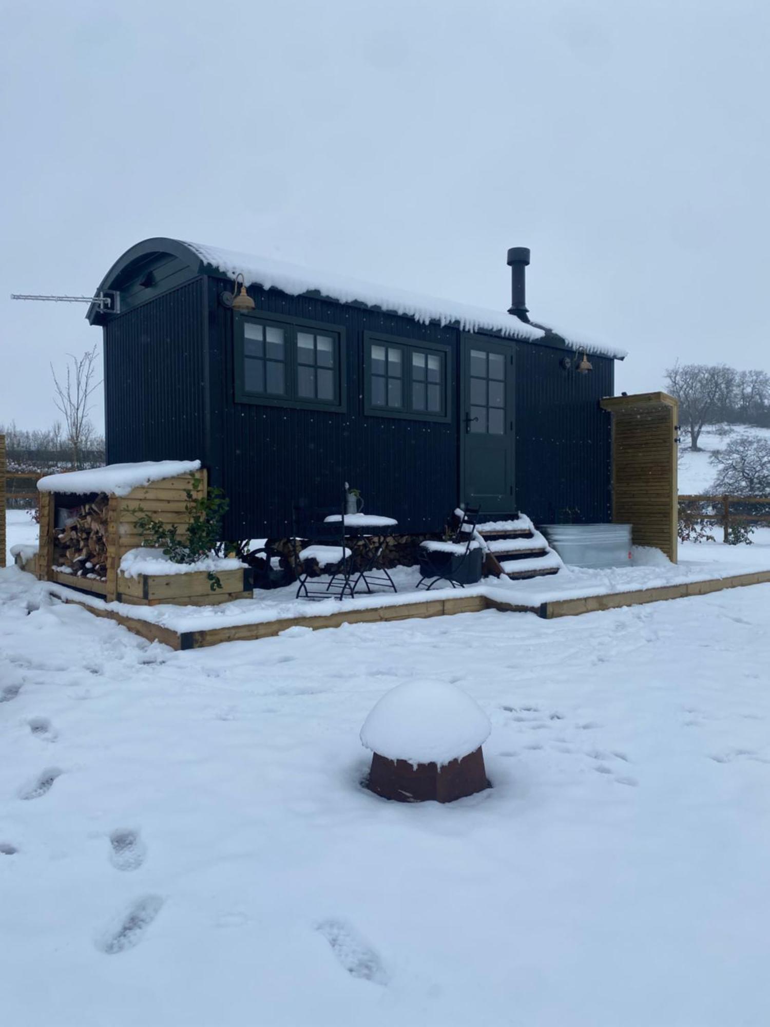 The Winford Retreat Villa Buitenkant foto