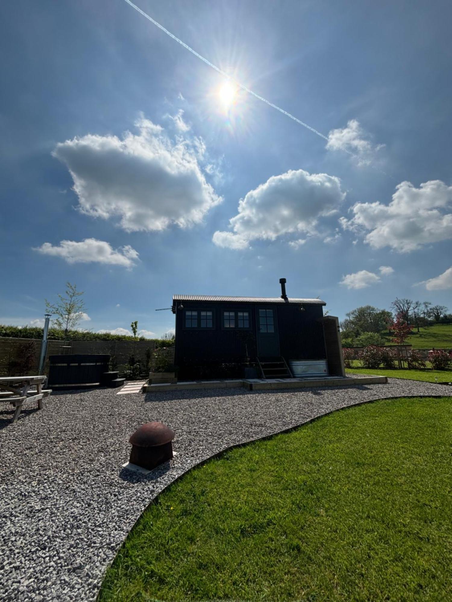 The Winford Retreat Villa Buitenkant foto